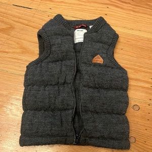 Zip up vest
